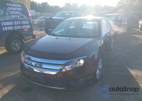 2012 Ford Fusion Se z USA, uszkodzony, nr VIN 3FAHP0HAXCR153796